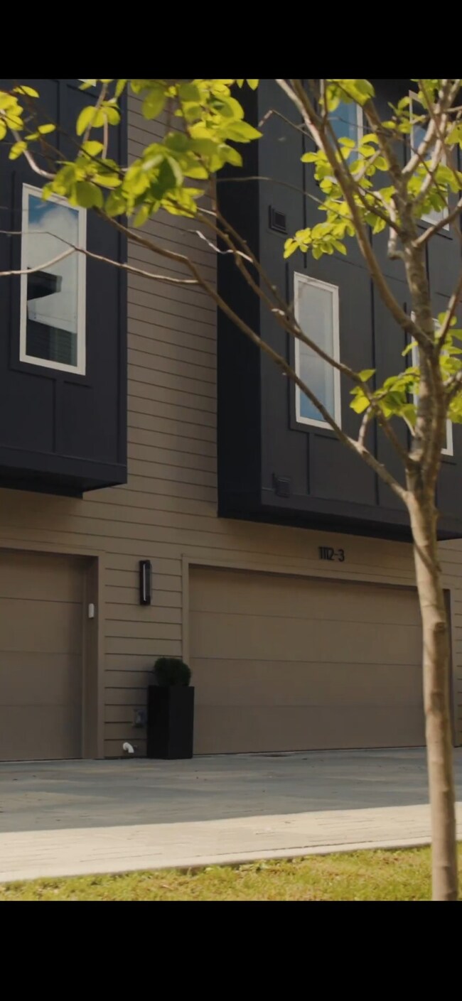 1112 Baptist World Center Dr unit 1, Nashville, TN 37207 - photo 2