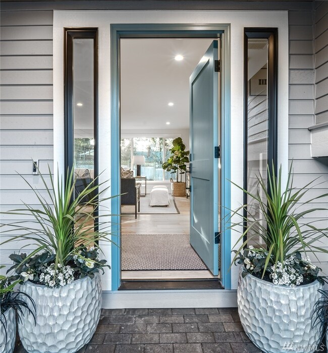 7415 85th Ave SE, Mercer Island, WA 98040 - photo 3