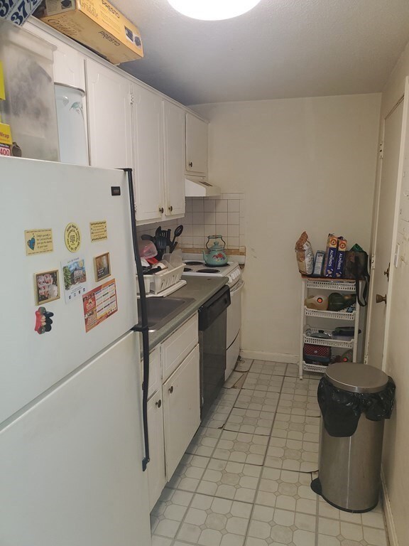 668 Robbins Ave unit 11, Dracut, MA 01826 - photo 4