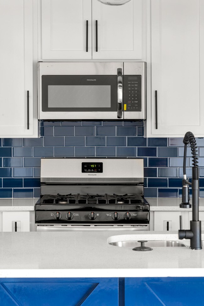 554 Cora Place, El Paso, TX 79915 - photo 6