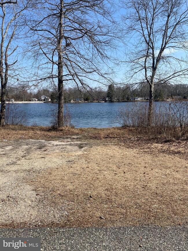 144 Macarthur Ave, Franklin, NJ 08322 - photo 4