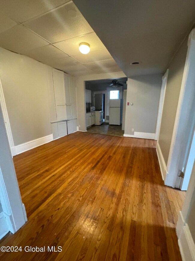 166 2nd St unit 3, Albany, NY 12210 - photo 3