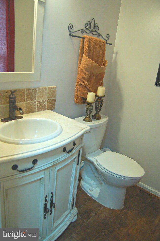 6378 Etheridge Ln, Manassas, VA 20112 - photo 7