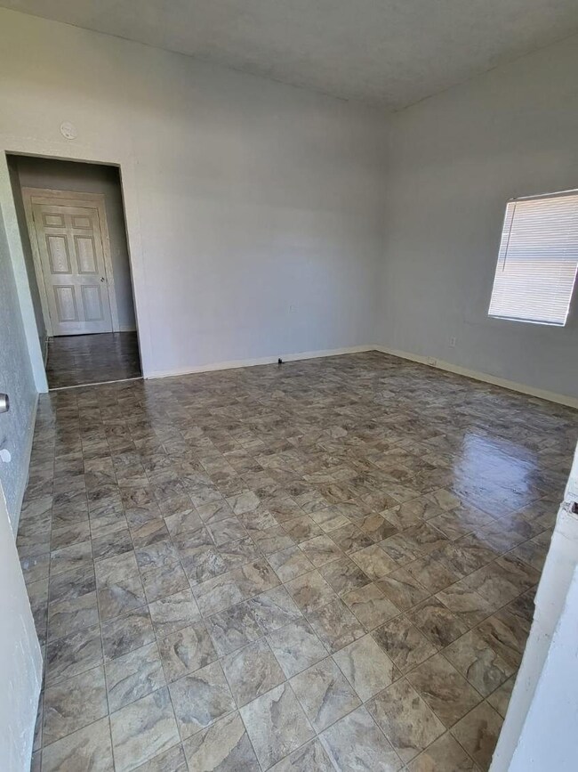 783 Ringold St, Houston, TX 77088 - photo 6