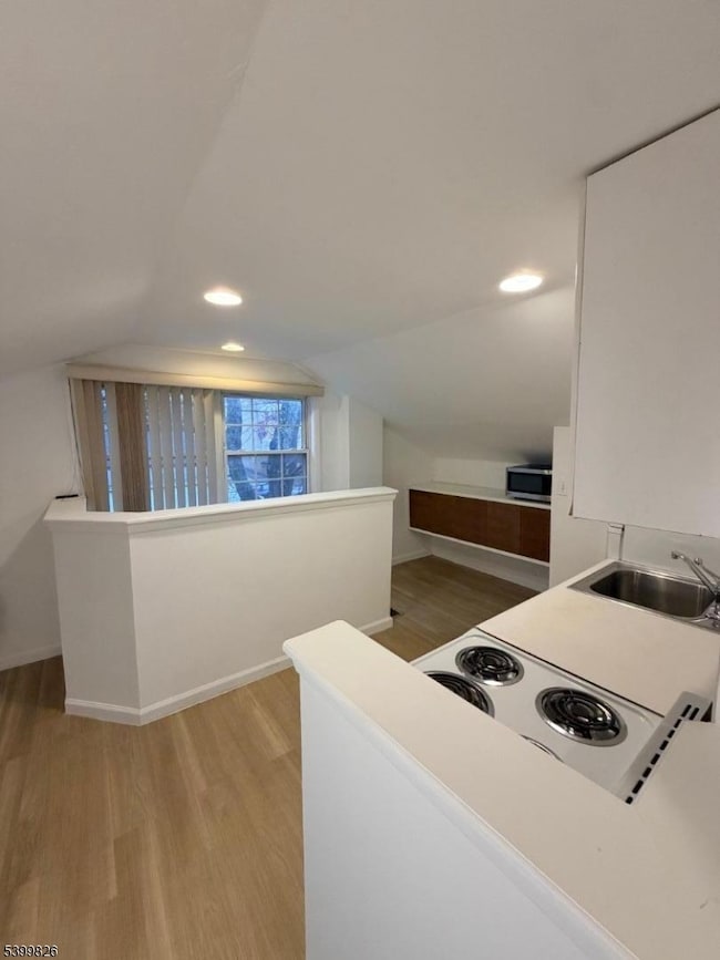 131 Pine St, Montclair, NJ 07042 - photo 6