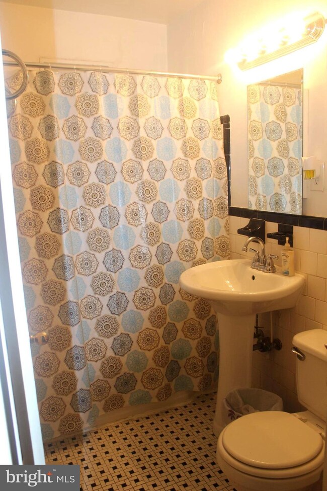 3902 Mountwood Rd, Baltimore, MD 21229 - photo 7