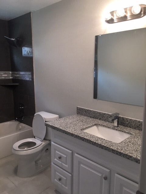 7241 Finch St, Houston, TX 77028 - photo 6