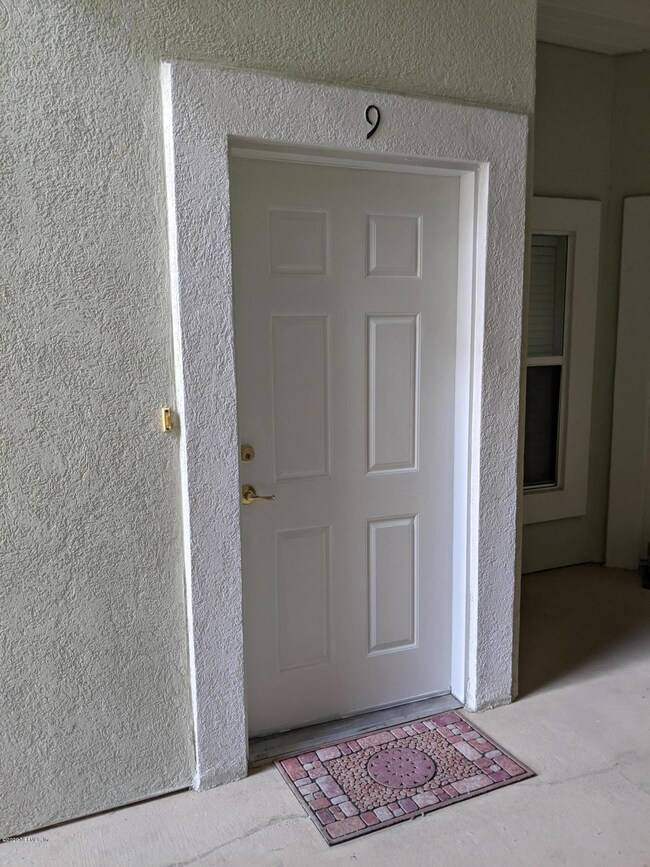 Ground Floor Entrance