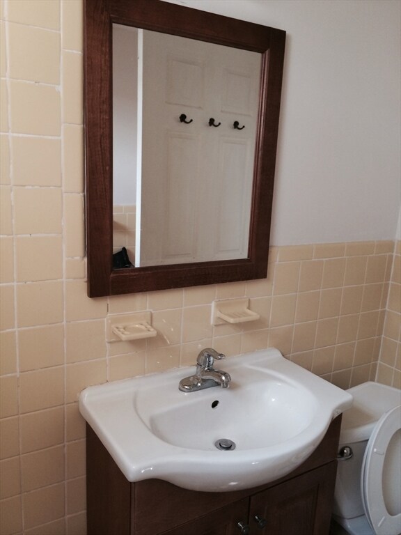 20 Exeter St unit 20, Belmont, MA 02478 - photo 7