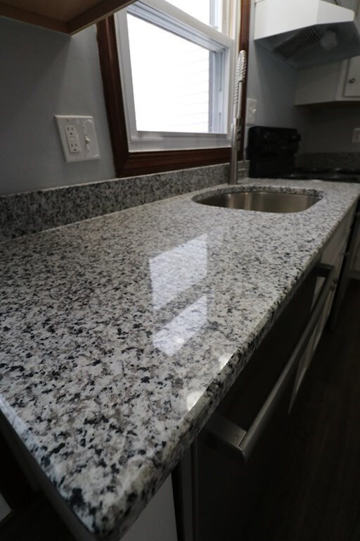 41 South St unit 8, Easthampton, MA 01027 - photo 6