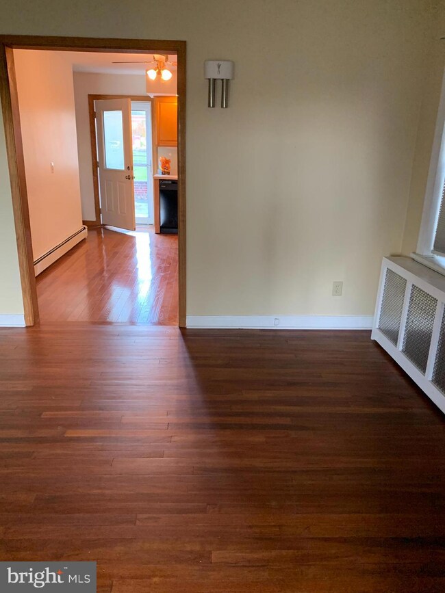 1609 Clearview Rd, Lansdale, PA 19446 - photo 2