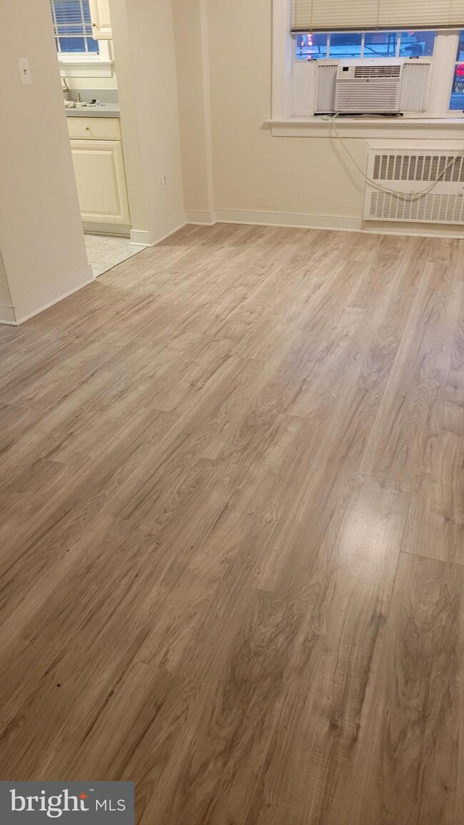 610 Madison St unit 200, Alexandria, VA 22314 - photo 6