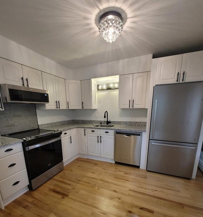 66 James St unit B, Barre, MA 01005 - photo 3