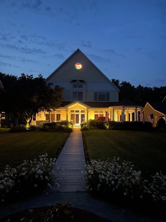 12571 Westwood Ln unit 9, Wayland, MI 49348 - photo 2