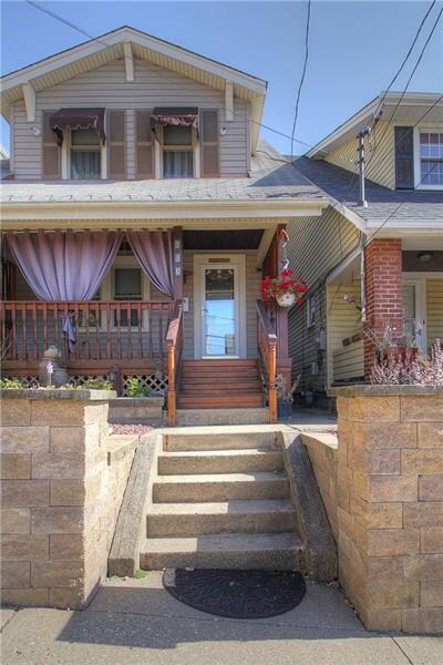 Meticulously maintained landscaping and hardscapin
