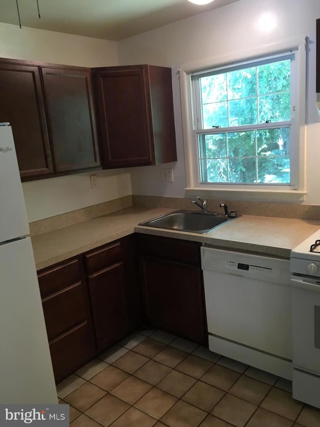 2335 Woodberry Dr, Bryans Road, MD 20616 - photo 6