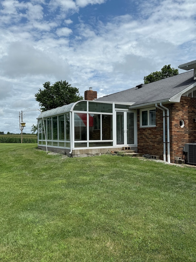 8323 E Briney Rd, Ipava, IL 61441 - photo 6