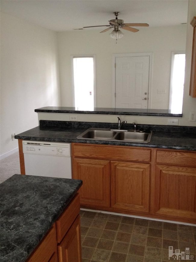 143 Raye Dr, Wilmington, NC 28412 - photo 4