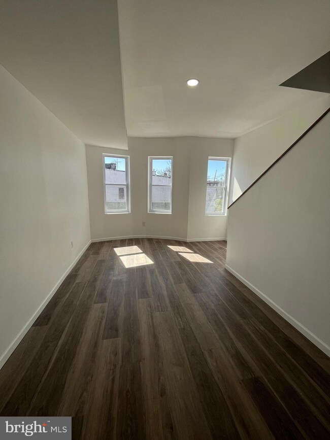 1902 Walbrook Ave, Baltimore, MD 21217 - photo 5