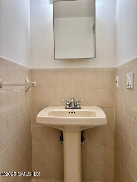 32 Decatur St unit 2, Cos Cob, CT 06807 - photo 5
