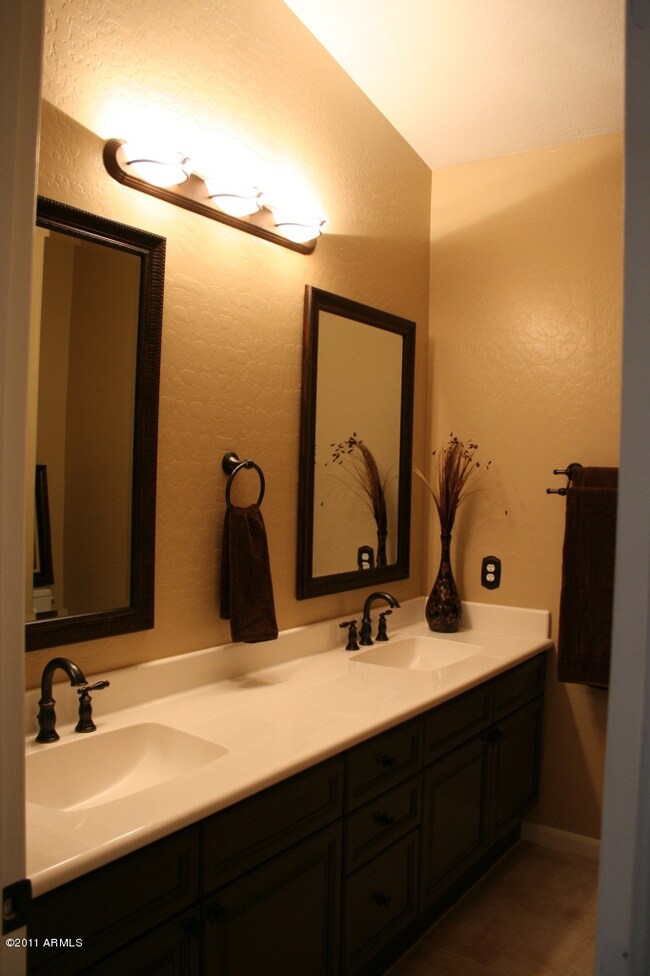 2nd Bathroom