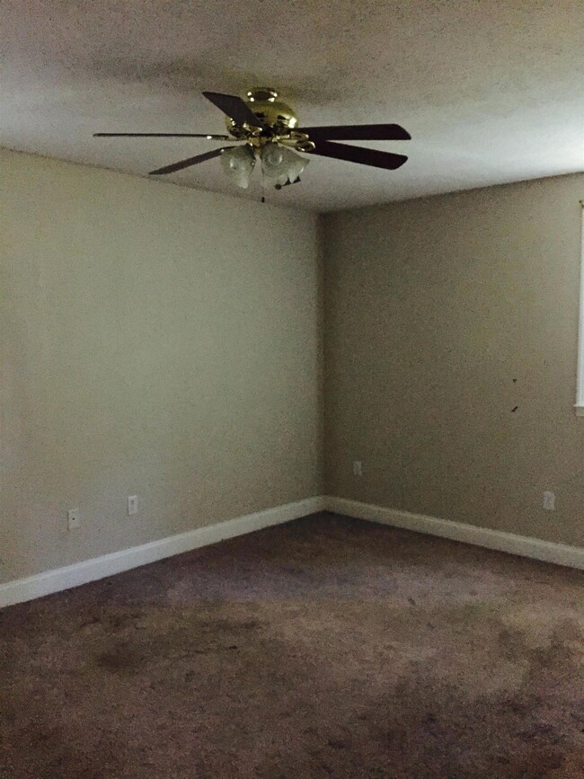 271 Redbud Cir, Manchester, TN 37355 - photo 5