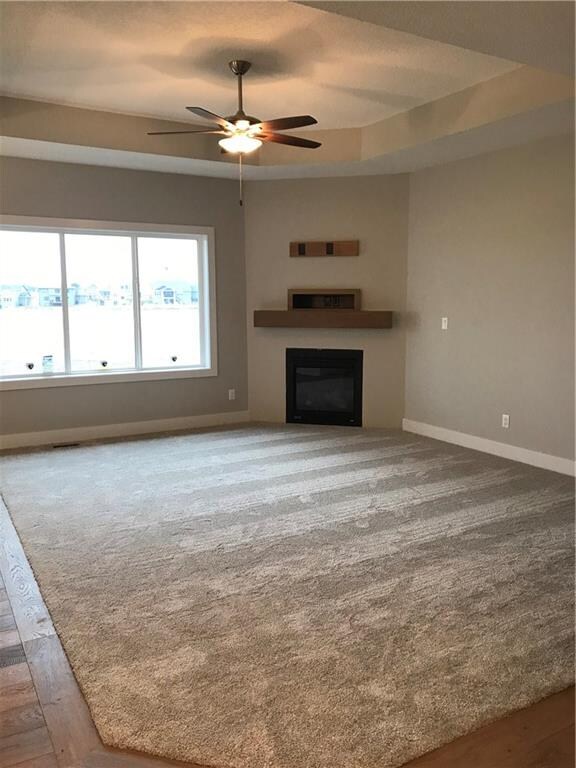 9710 Marnewood Dr, Johnston, IA 50131 - photo 6