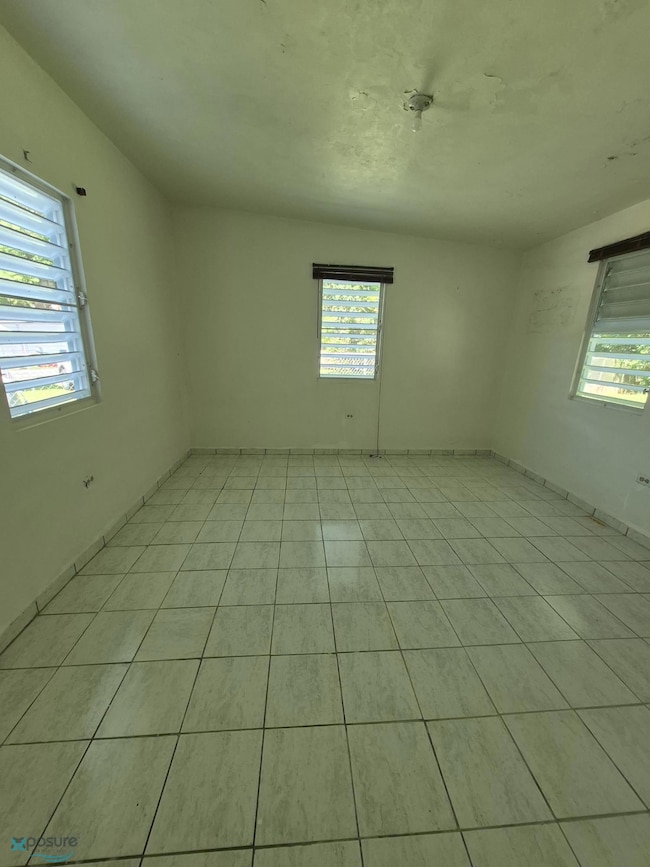 #5 Bo Valenciano Abajo Juncos Pr 00777 unit 5, Juncos, PR 00777 - photo 6