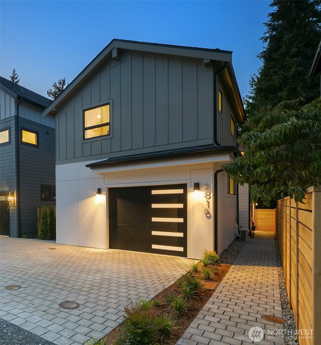 3816 NE 89th St, Seattle, WA 98115 - photo 3