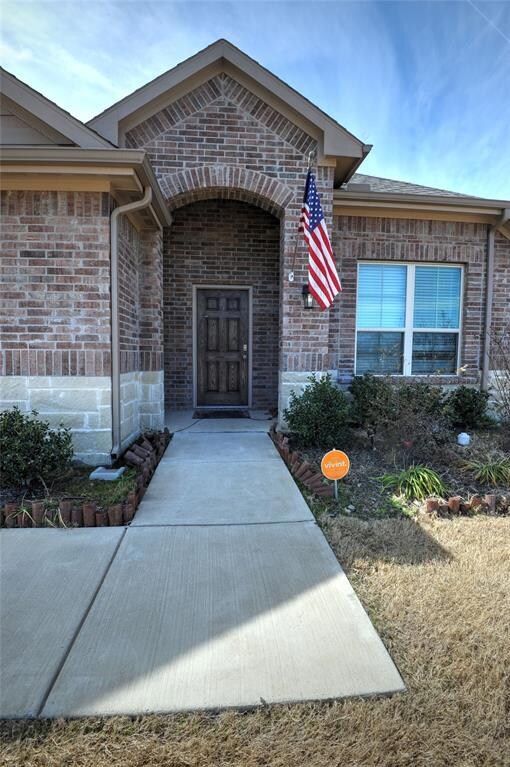 907 Royse Ridge Rd, Ennis, TX 75119 - photo 3