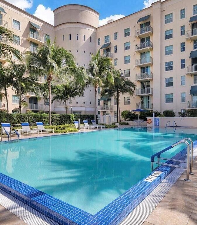 610 Clematis St unit 102, West Palm Beach, FL 33401 - photo 2