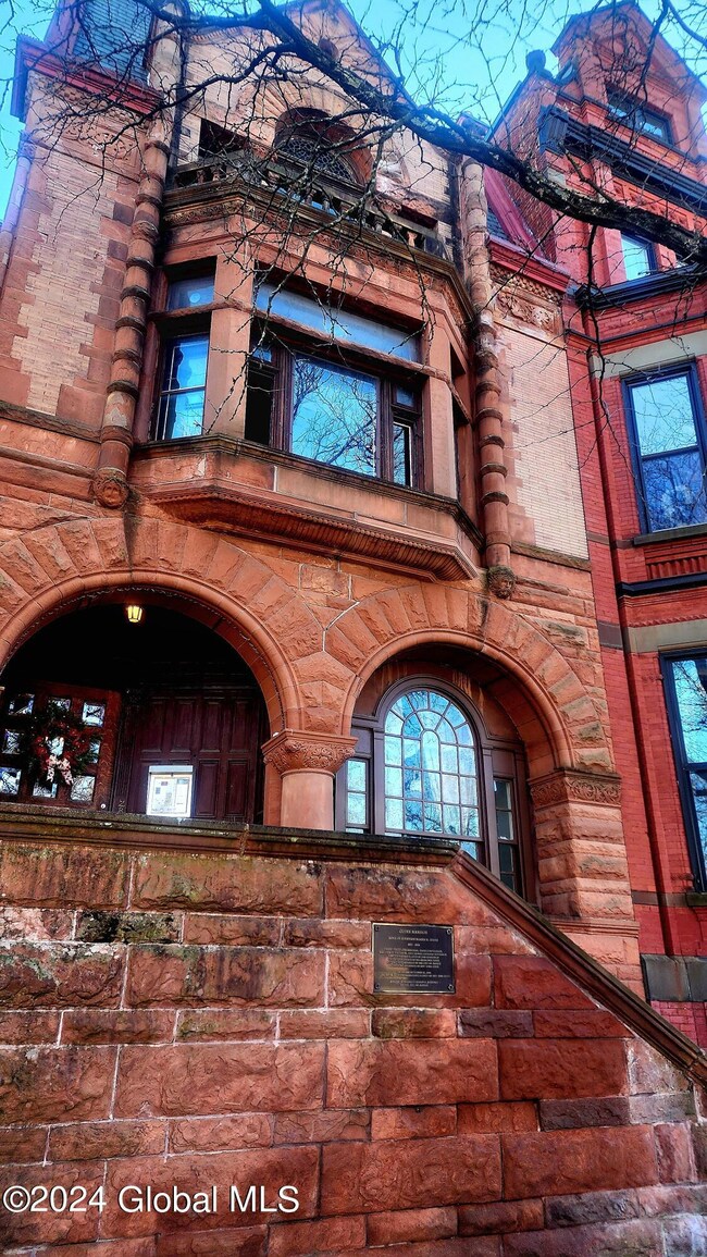 28 Willett St unit 2A, Albany, NY 12210 - photo 3