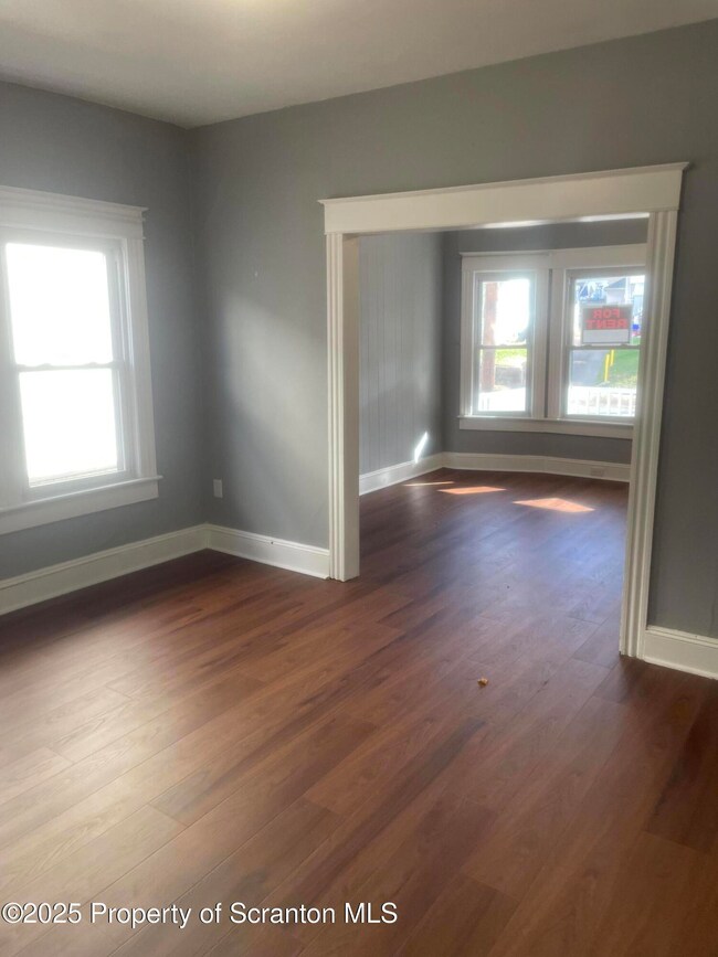 2303 Boulevard Ave, Scranton, PA 18509 - photo 7
