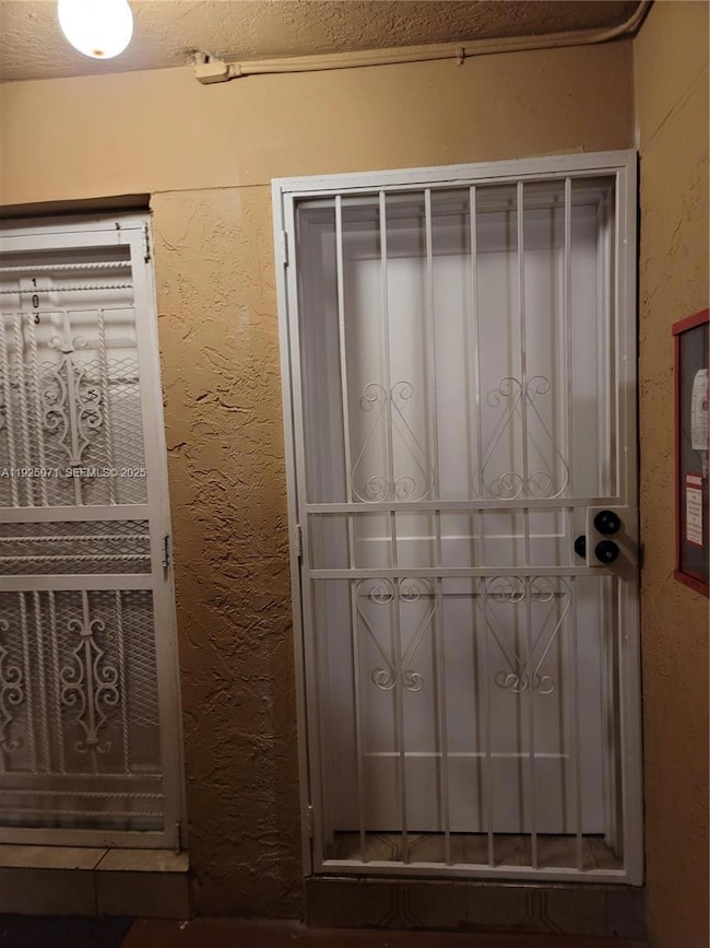 200 NW 107th Ave unit 104, Miami, FL 33172 - photo 2