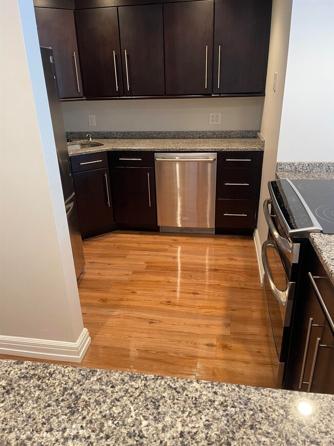 59 Ponemah Hill Rd unit 2 - 201, Milford, NH 03055 - photo 3