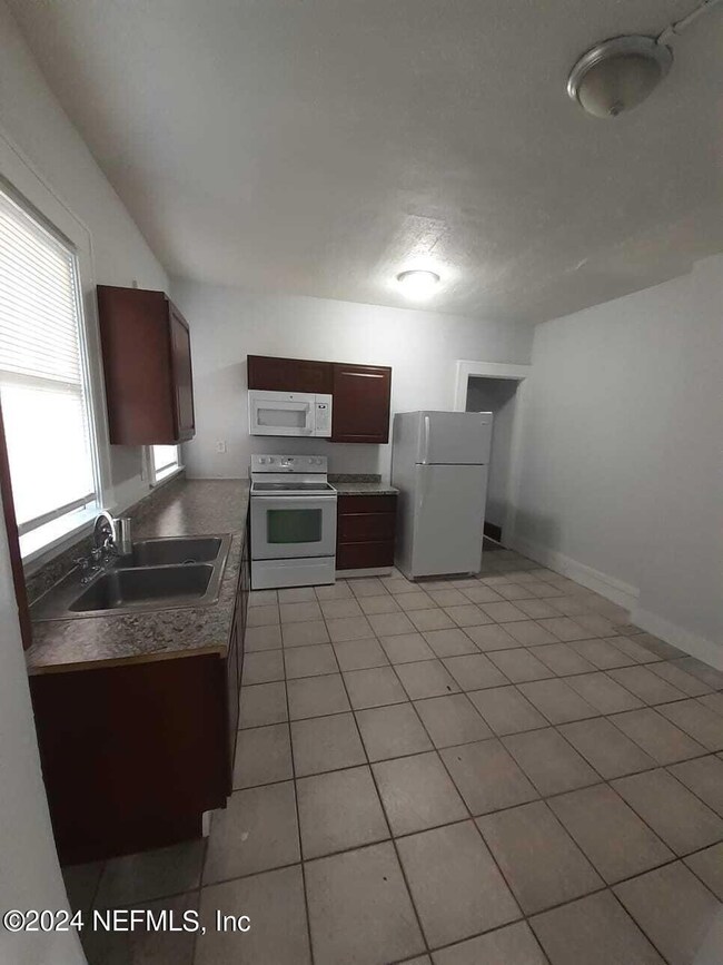 WhatsApp Image 2024-04-15 at 14.08.38