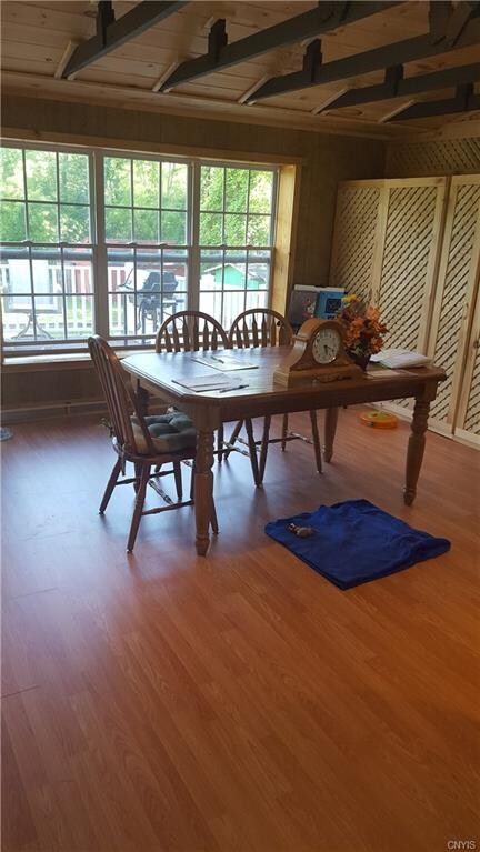Kitchen/dining room combo