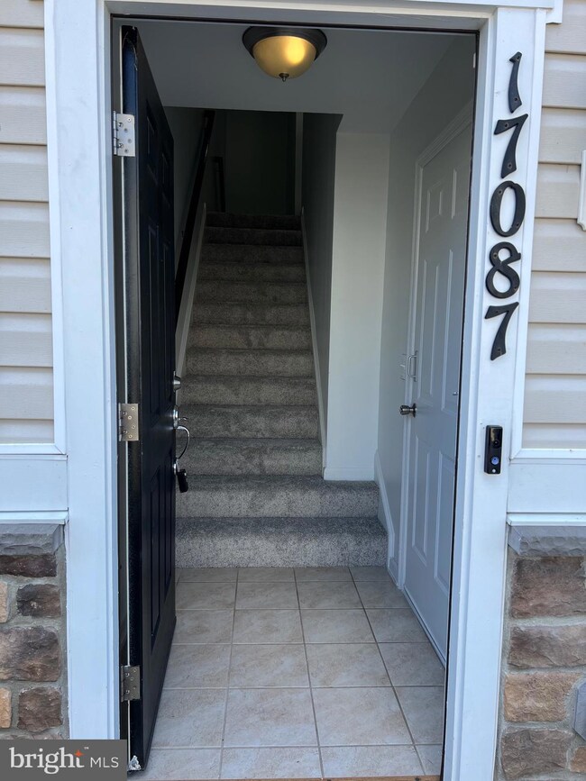 17087 Gibson Mill Rd, Dumfries, VA 22026 - photo 2