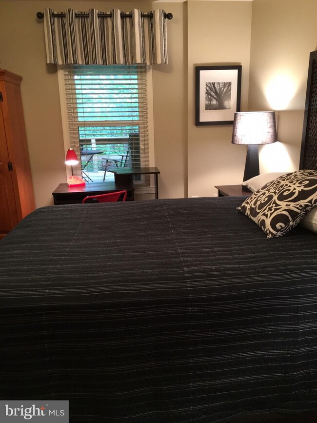 11506 Pine Cone Ct, Reston, VA 20191 - photo 7