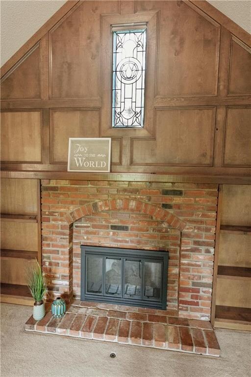 15309 W 89th Terrace, Lenexa, KS 66219 - photo 5