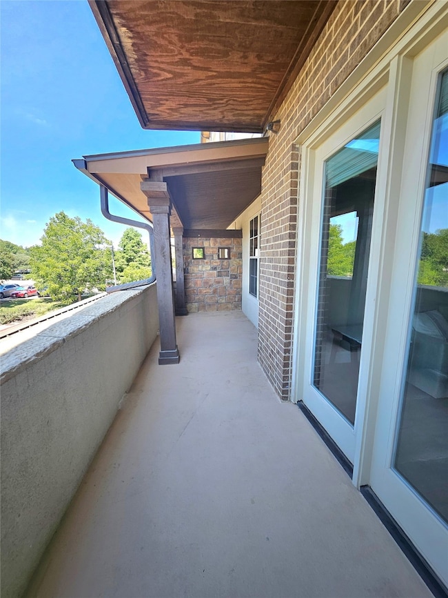 301 Watermere Dr unit 216, Southlake, TX 76092 - photo 5