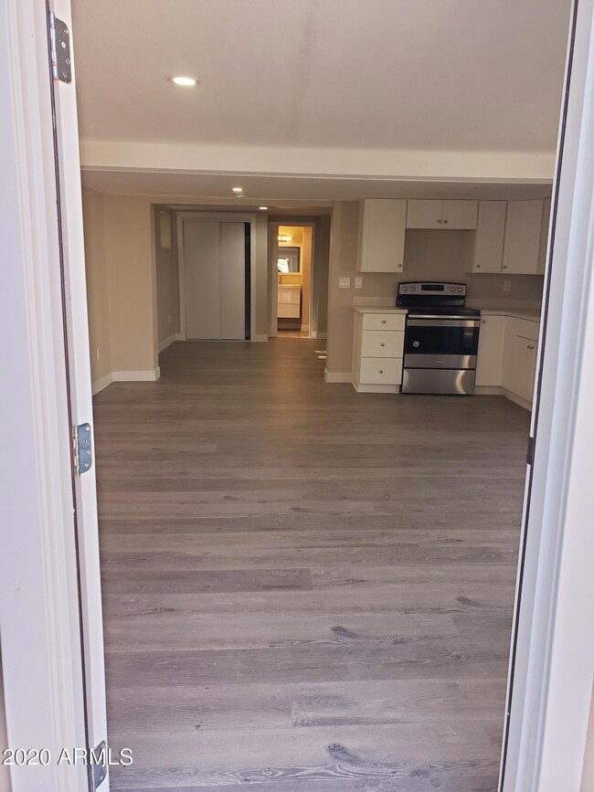 2534 N 9th St unit 2, Phoenix, AZ 85006 - photo 7