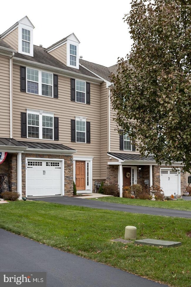 236 Tall Trees Cir, Downingtown, PA 19335 - photo 3