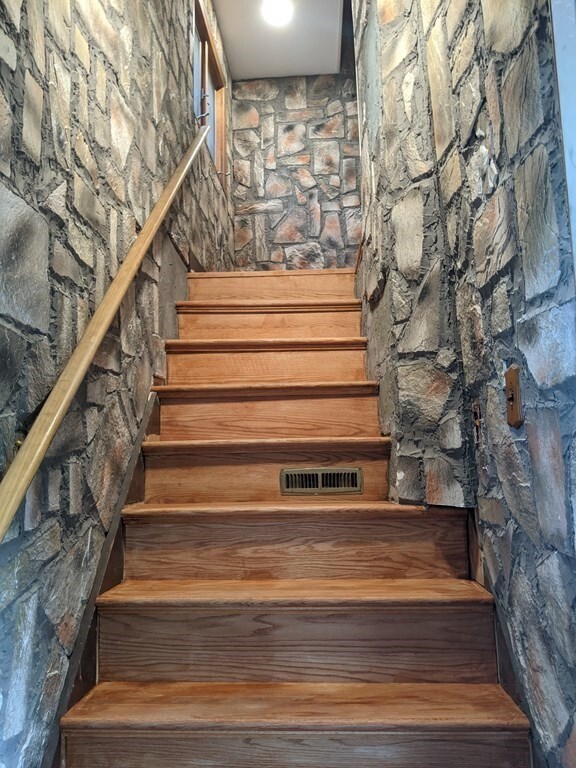 107 Porter St unit 2, Somerville, MA 02143 - photo 3