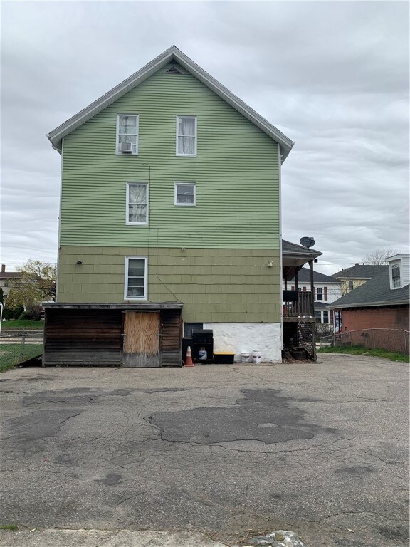 377 Willow St, Woonsocket, RI 02895 - photo 5