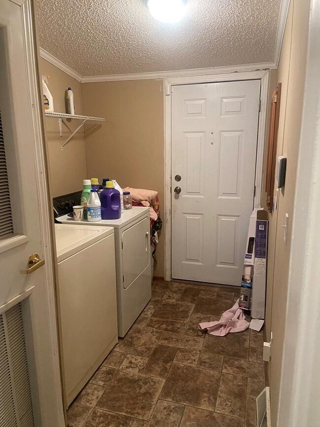 199 Hood Dr, Adel, GA 31620 - photo 5