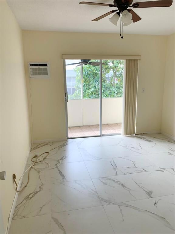 66 Coventry C, West Palm Beach, FL 33417 - photo 5