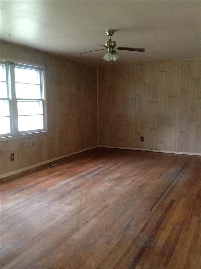 1112 River St, Jacksonville, NC 28540 - photo 2