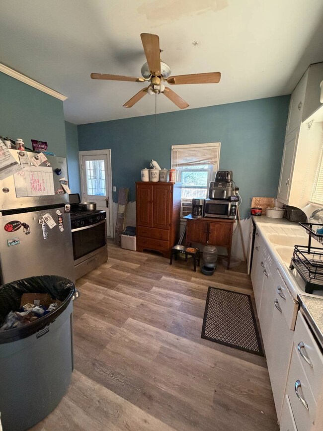 100 Cemetery Rd, Lakin, KS 67860 - photo 4