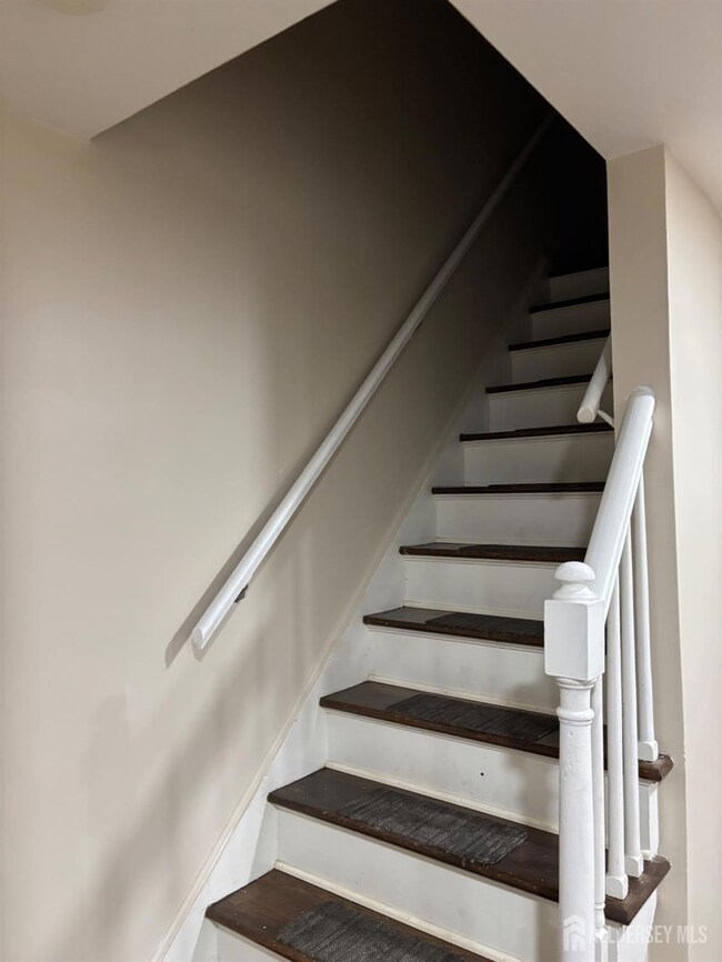 427 Crows Mill Rd, Fords, NJ 08863 - photo 5